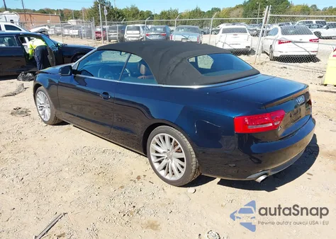 2010 Audi A5 2.0T Premium из США, поврежденный, VIN WAUJFAFH9AN015734